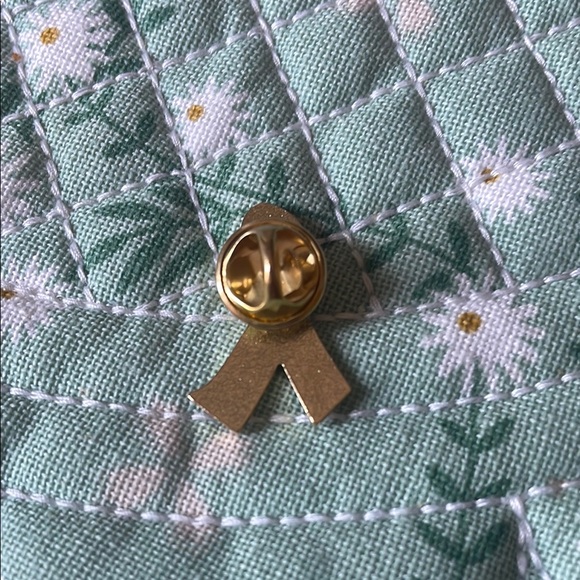 AIDS Awareness Red Ribbon Pin - Picture 2 of 2